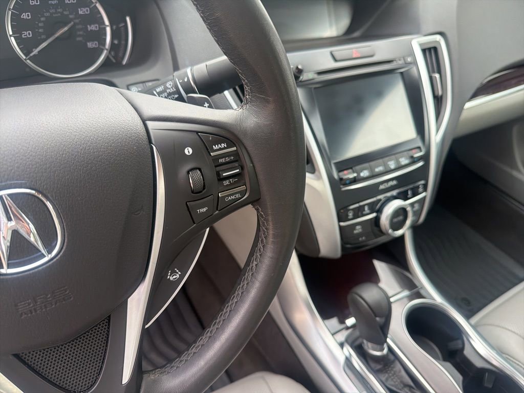 Used 2015 Acura TLX w/ Technology Package FWD image 10
