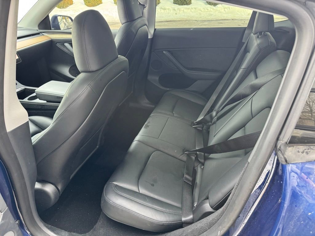 Used 2023 Tesla Model Y Long Range image 31