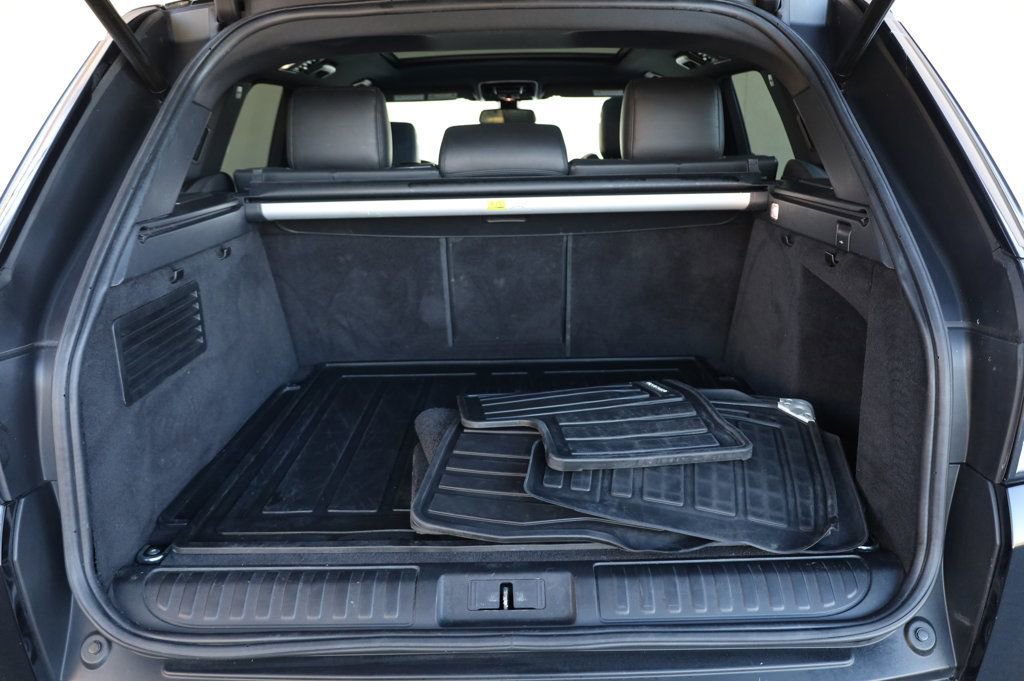 Used 2015 Land Rover Range Rover Sport Supercharged image 11