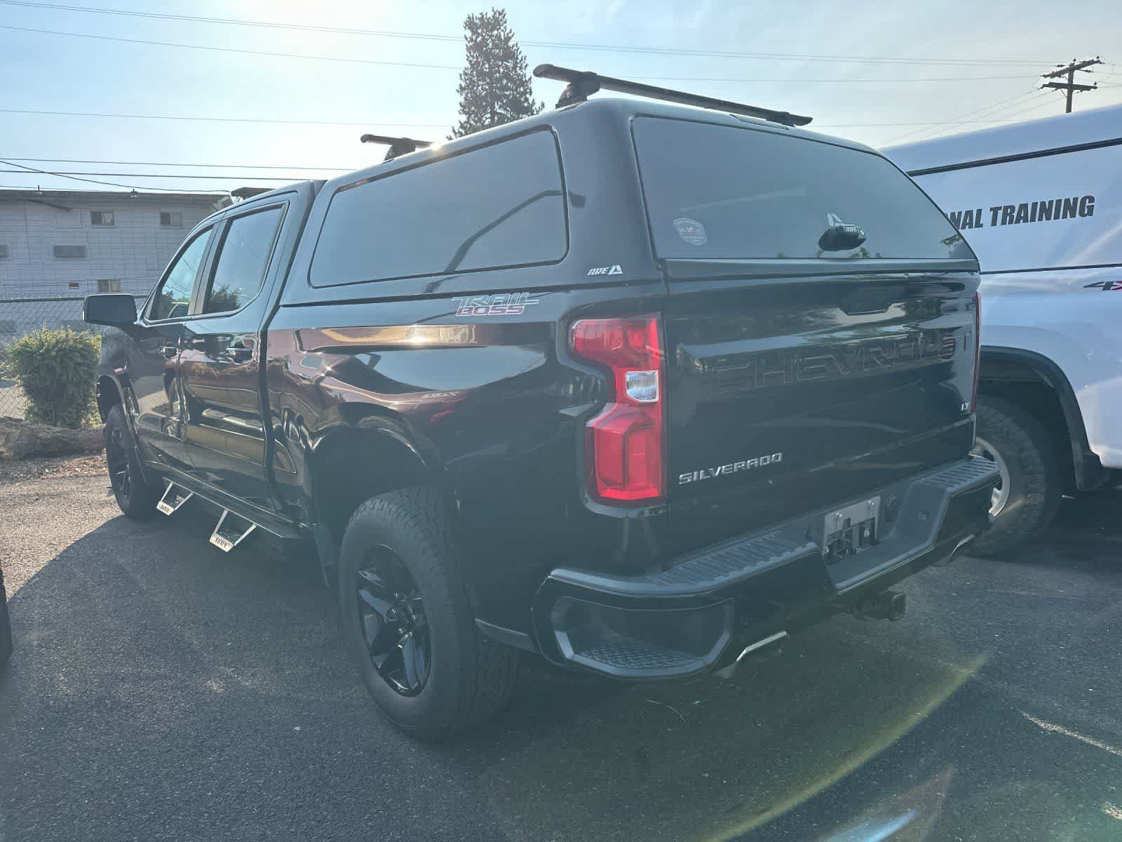 Used 2020 Chevrolet Silverado 1500 LT Trail Boss AWD/4WD image 6