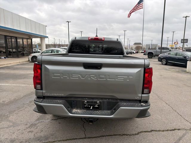 Used 2024 Chevrolet Colorado LT w/ LT Convenience Package image 4