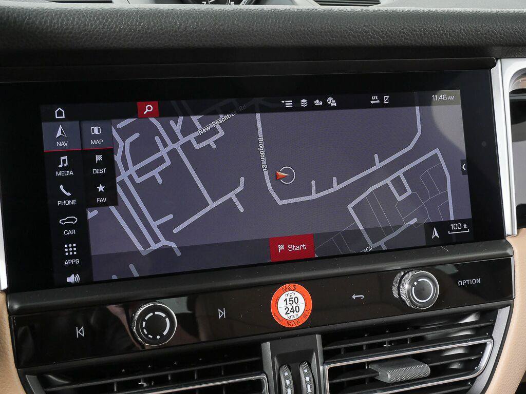 Certified 2026 Porsche Macan Turbo AWD/4WD image 14
