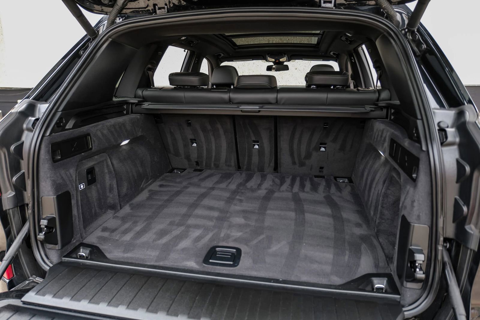 Used 2023 BMW X5 sDrive40i w/ Executive Package image 53