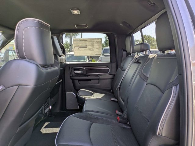 New 2026 RAM 2500 Laramie AWD/4WD image 13