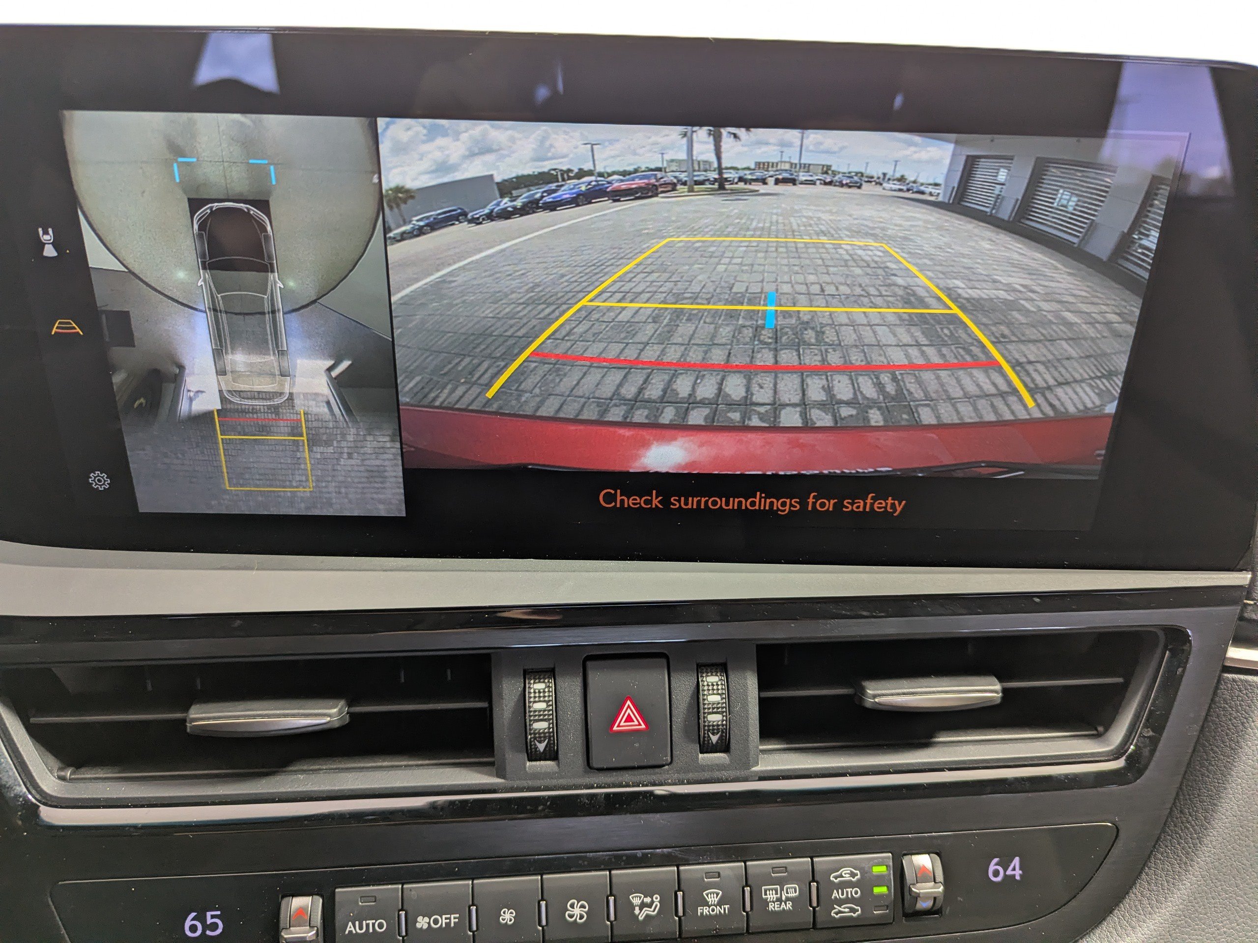Used 2025 Lexus ES 350 Ultra Luxury FWD image 25