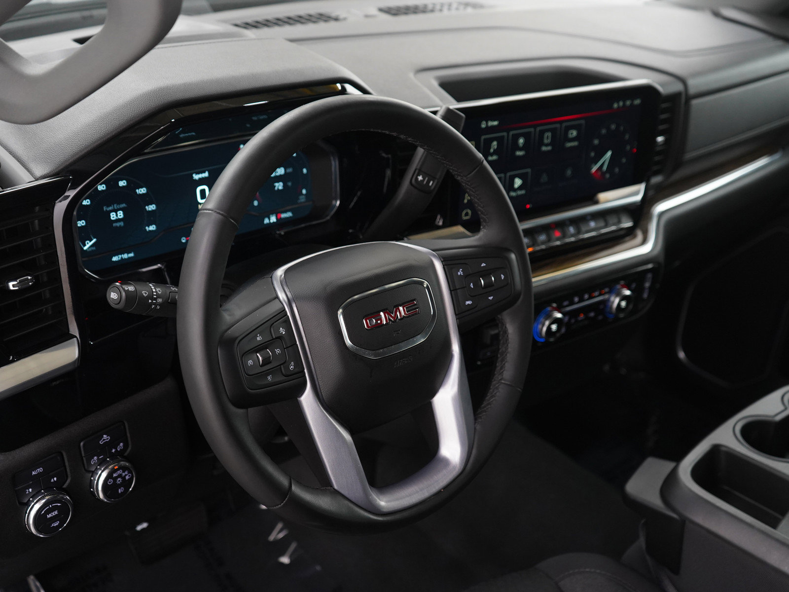 Used 2023 GMC Sierra 1500 Elevation AWD/4WD image 19