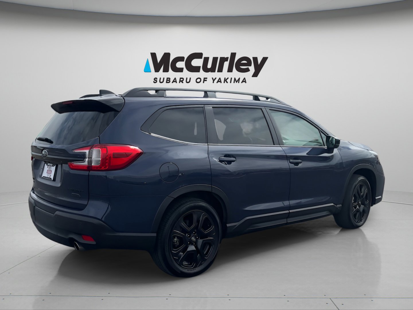 Certified 2025 Subaru Ascent Bronze Edition image 5