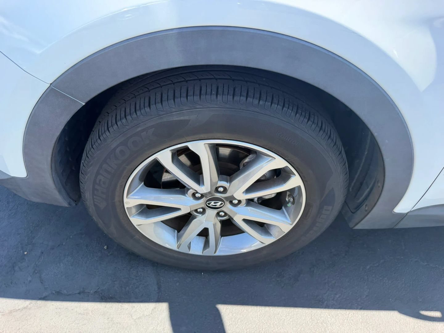 Used 2014 Hyundai Santa Fe Sport 2.0T FWD image 33