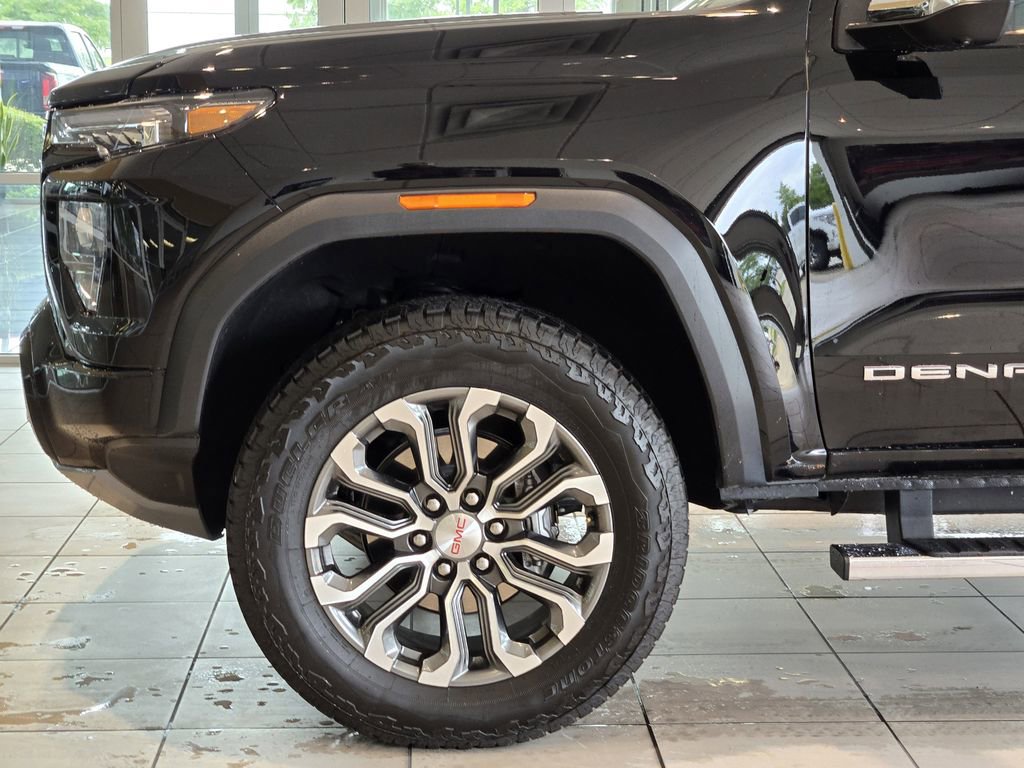 Used 2026 GMC Canyon Denali AWD/4WD image 9
