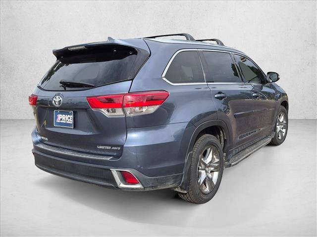 Used 2018 Toyota Highlander Limited Platinum AWD/4WD image 5