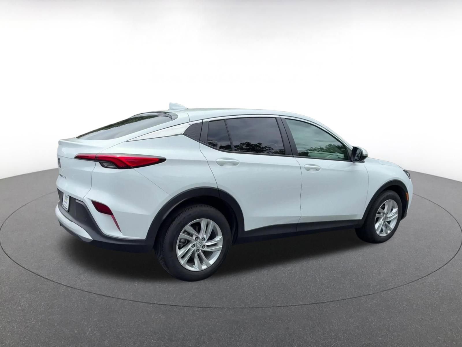 Used 2025 Buick Envista Sport Touring FWD image 15