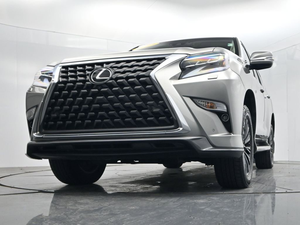 Used 2023 Lexus GX 460 Luxury w/ Sport Design Package image 46