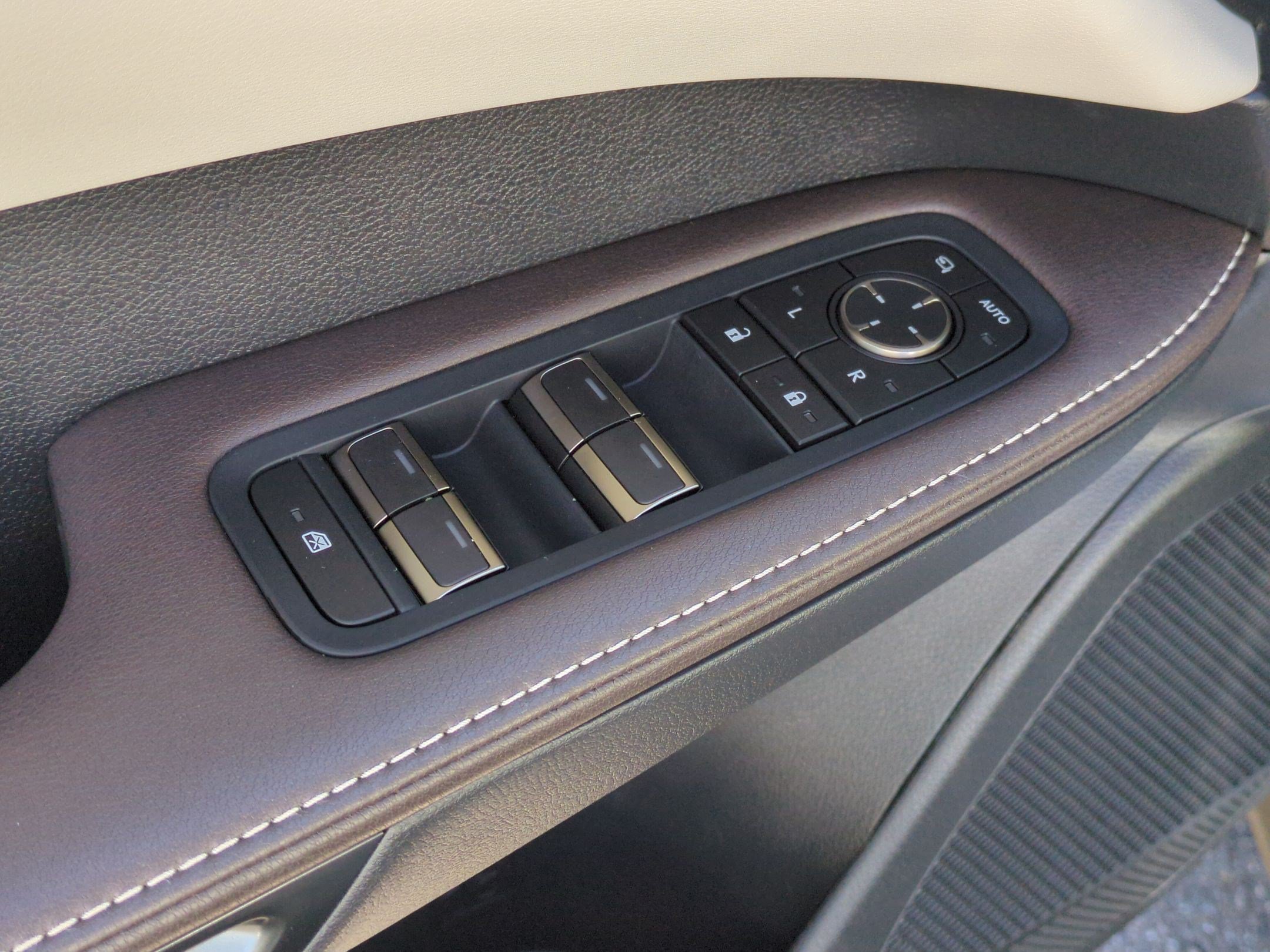 Used 2024 Lexus RX 350h w/ Accessory Package (Z1) AWD/4WD image 13