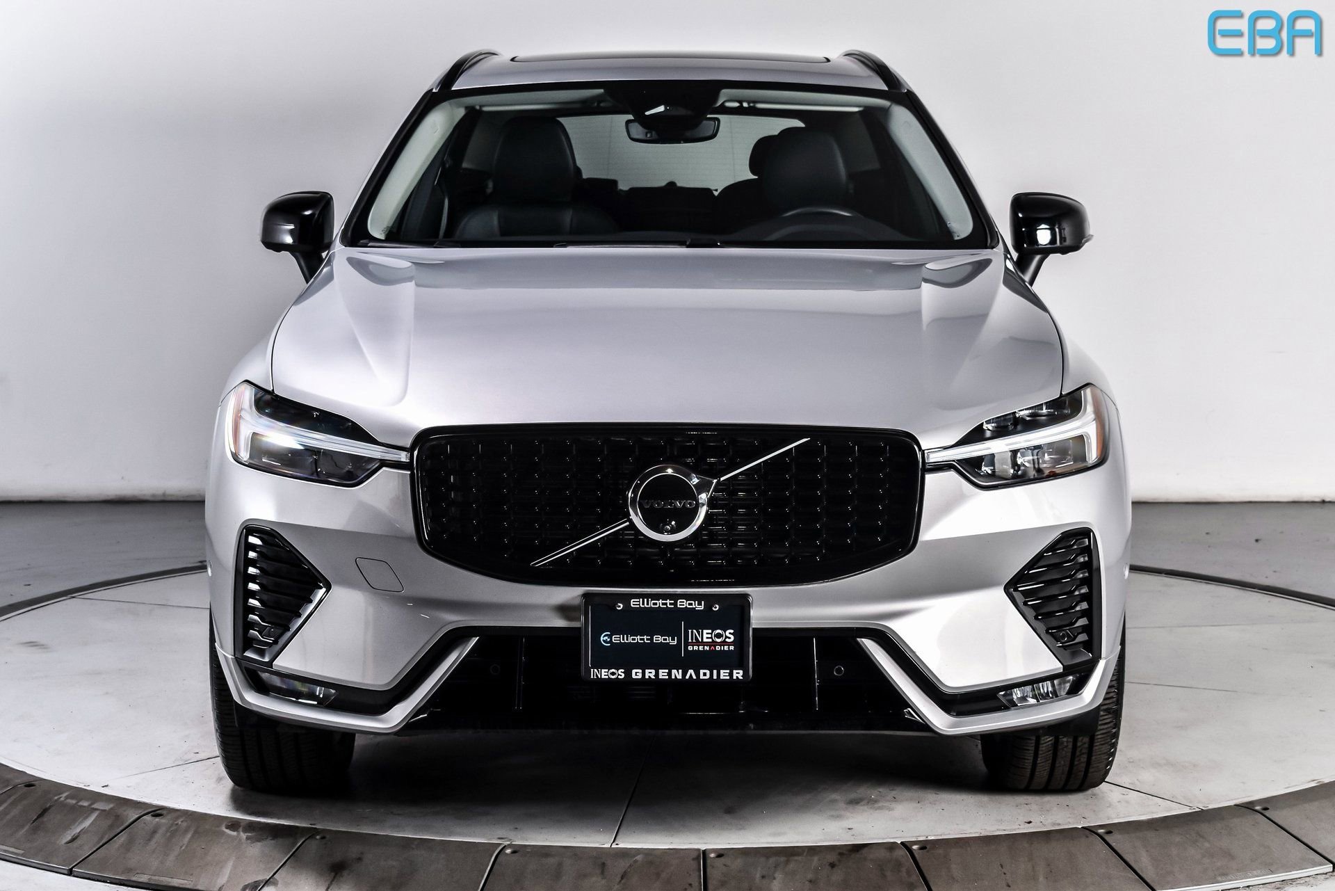 Used 2025 Volvo XC60 B5 Plus AWD/4WD image 8