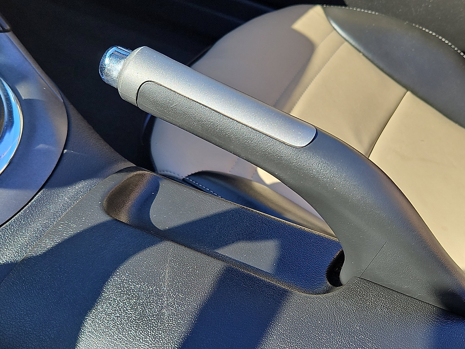 Used 2008 Pontiac Solstice Convertible w/ Premium Package image 22