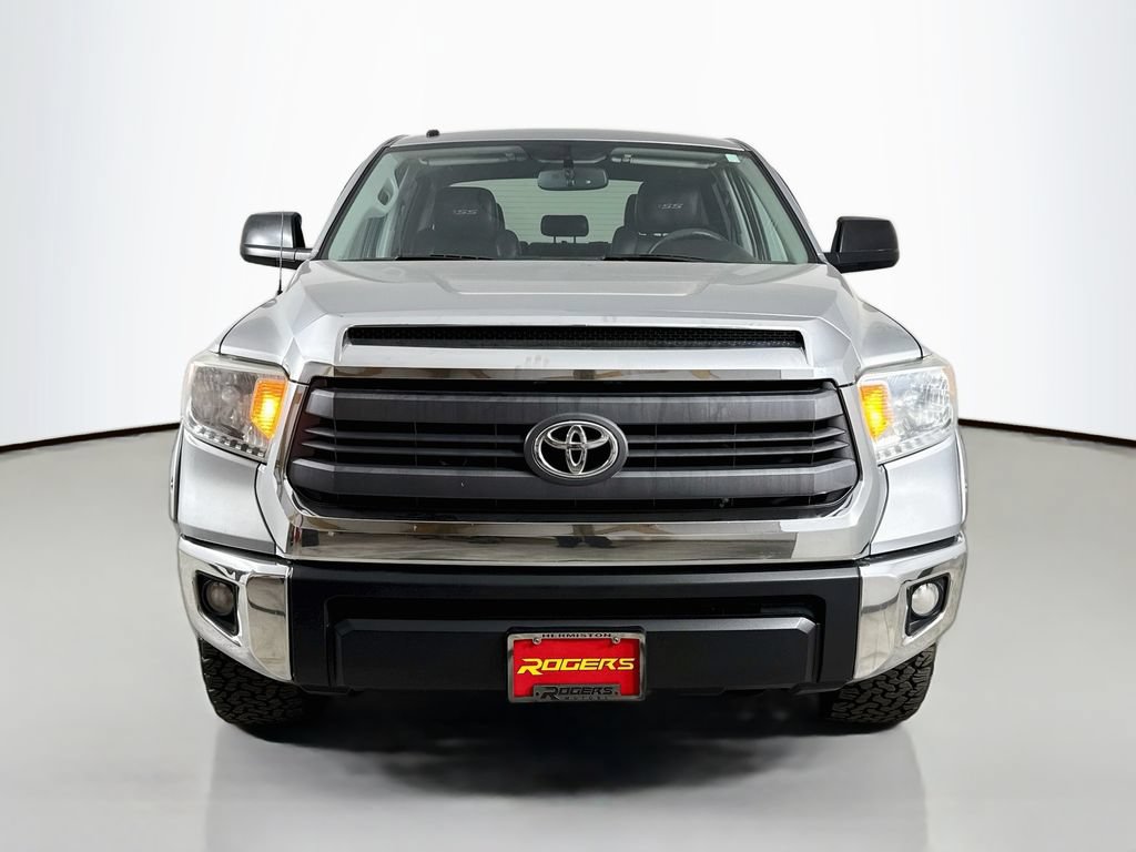 Used 2014 Toyota Tundra SR5 w/ SR5 Upgrade Package AWD/4WD image 2
