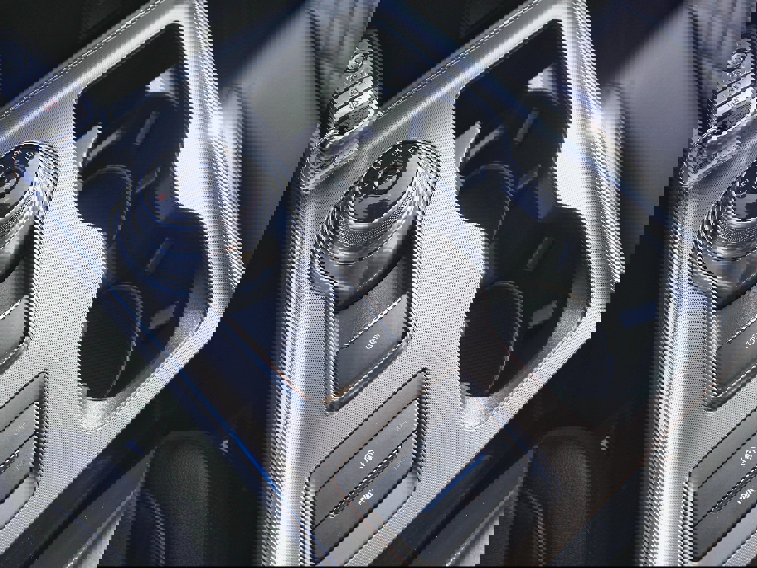 Used 2024 Ford Edge Titanium image 22