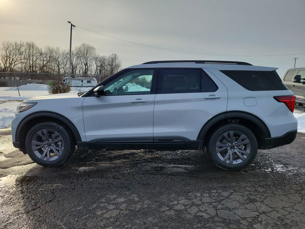 New 2026 Ford Explorer Active w/ Active Comfort Package image 7