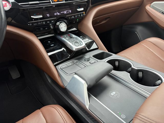 Used 2023 Acura MDX SH-AWD w/ Technology Package image 30