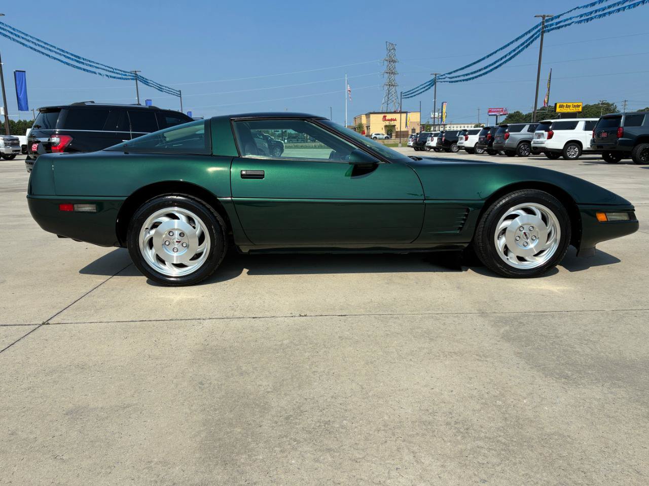 Used 1995 Chevrolet Corvette Coupe RWD image 5