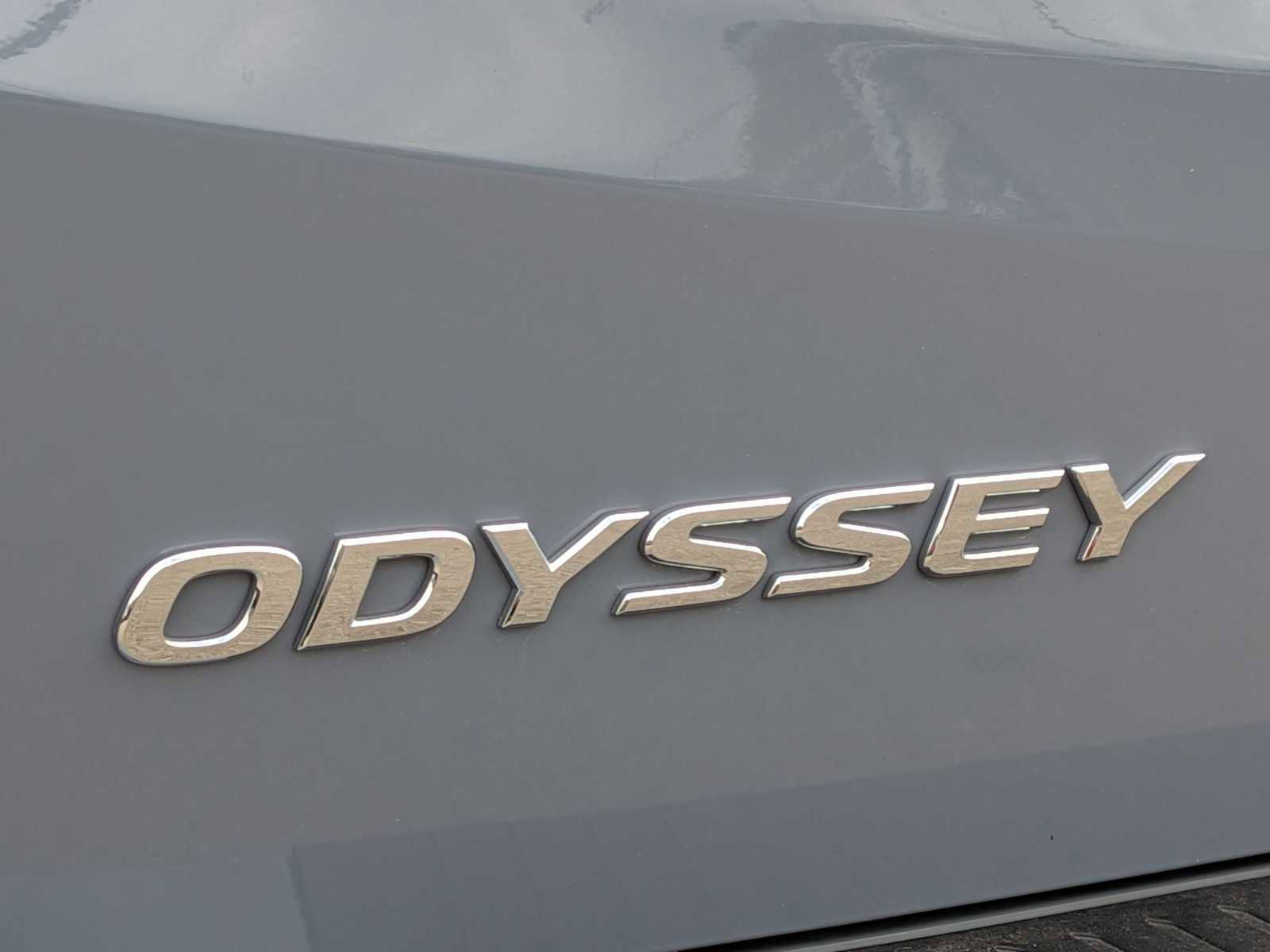 Used 2025 Honda Odyssey Touring image 12