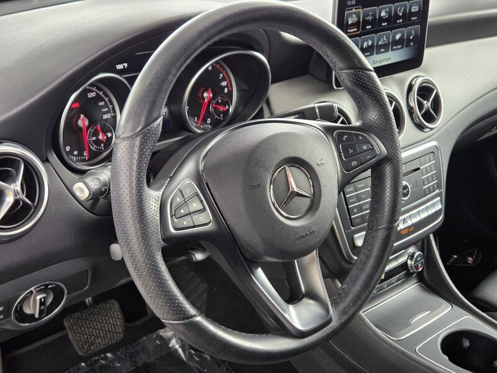 Used 2020 Mercedes-Benz GLA 250 4MATIC image 24