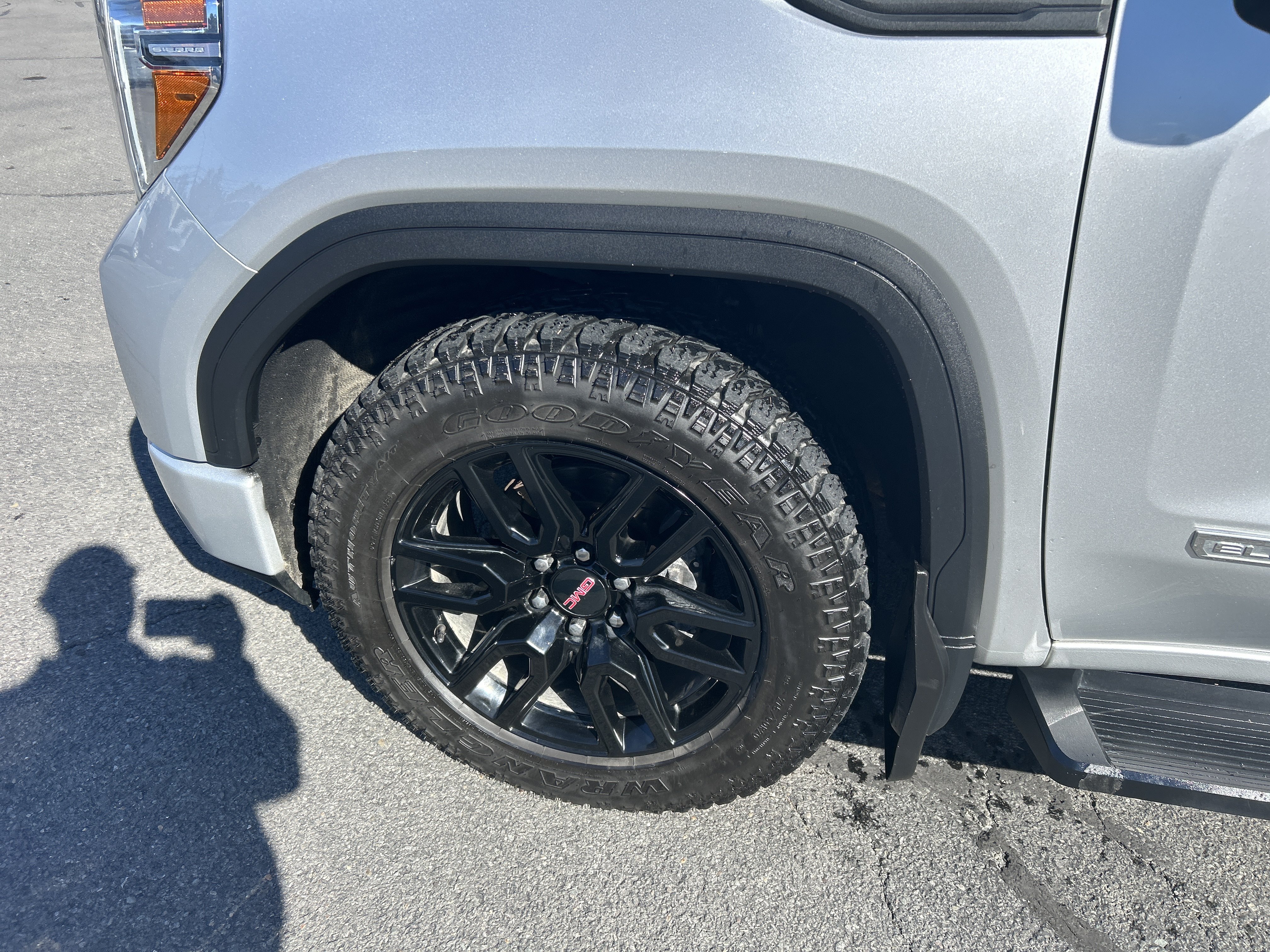 Used 2022 GMC Sierra 1500 Elevation AWD/4WD image 4