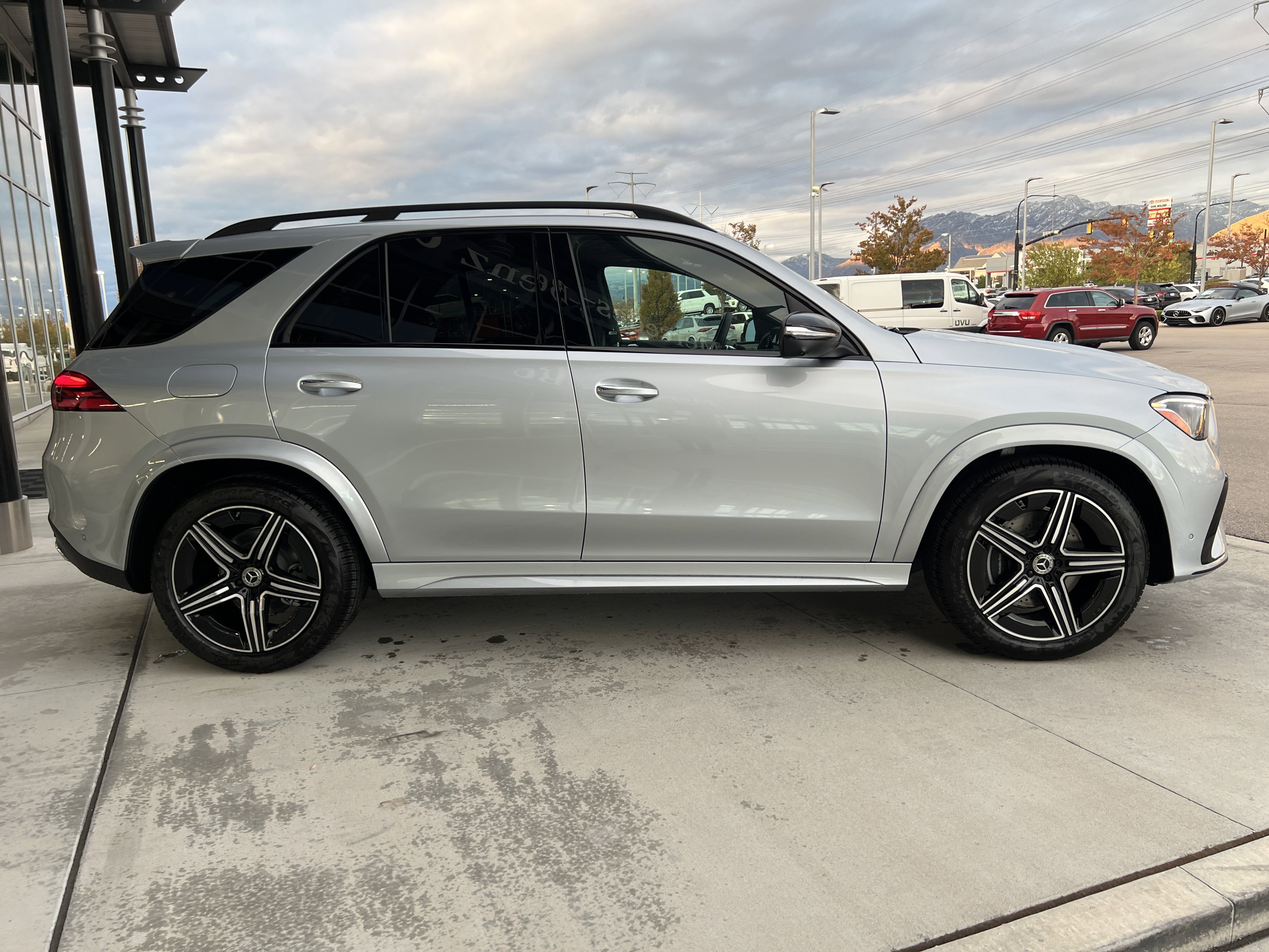 New 2026 Mercedes-Benz GLE 450 4MATIC image 4