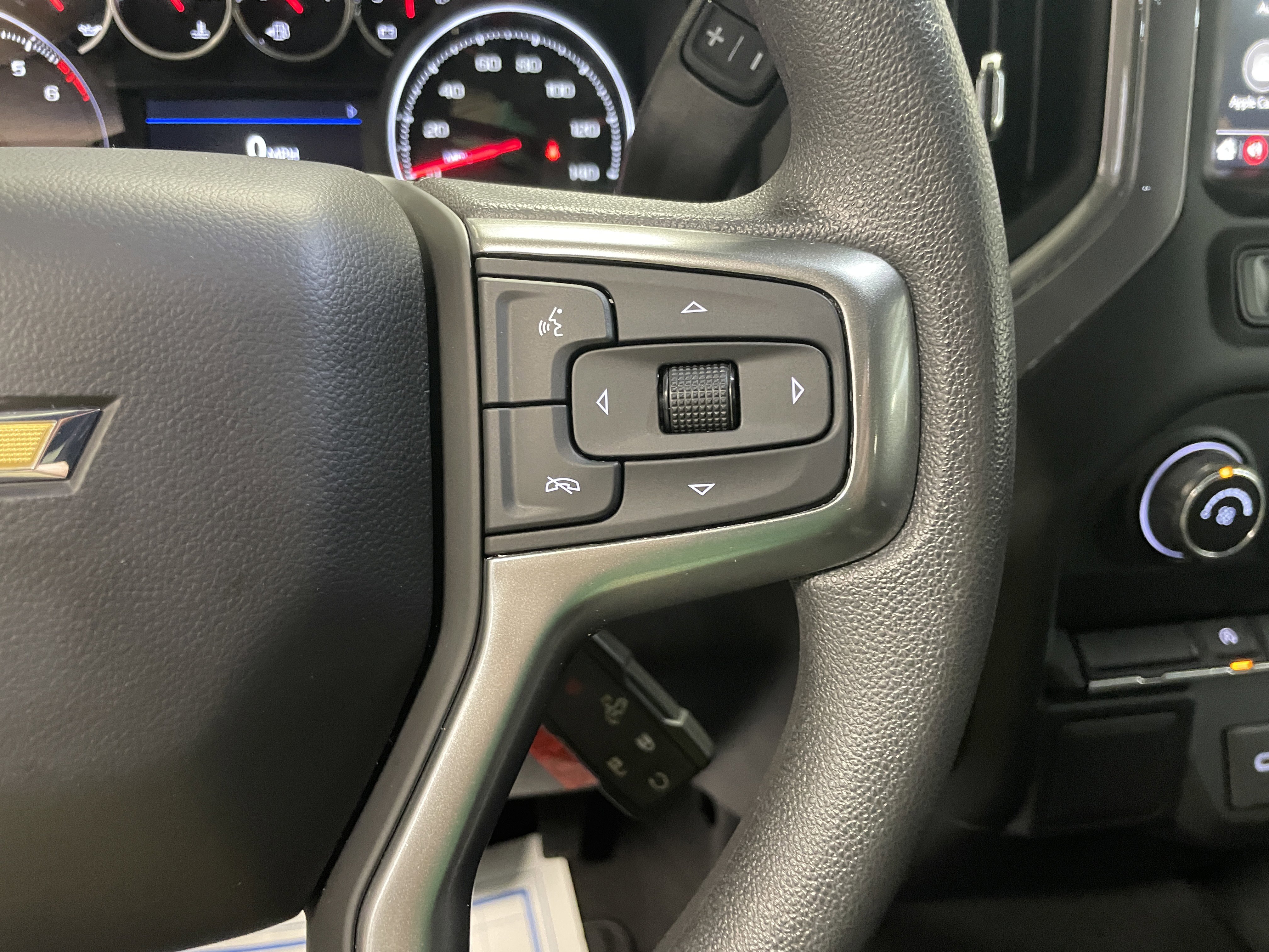 Used 2022 Chevrolet Silverado 1500 Custom w/ LPO, Blackout Package image 15