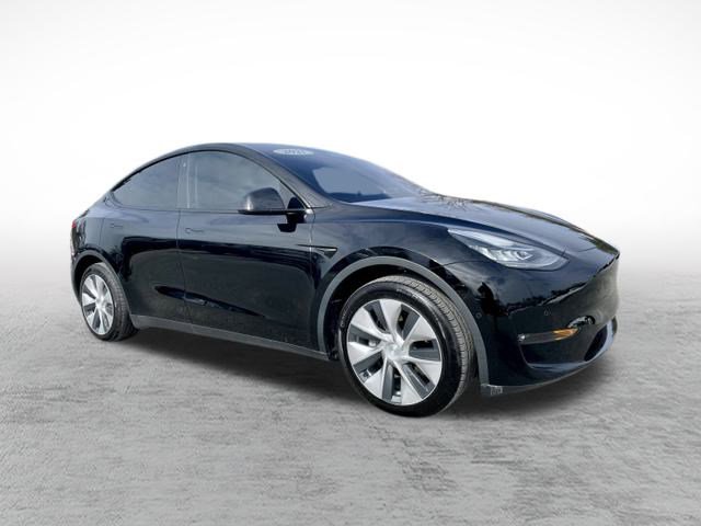 Used 2021 Tesla Model Y Long Range image 3