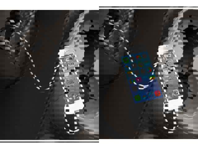 Used 2015 Honda Odyssey Touring image 16