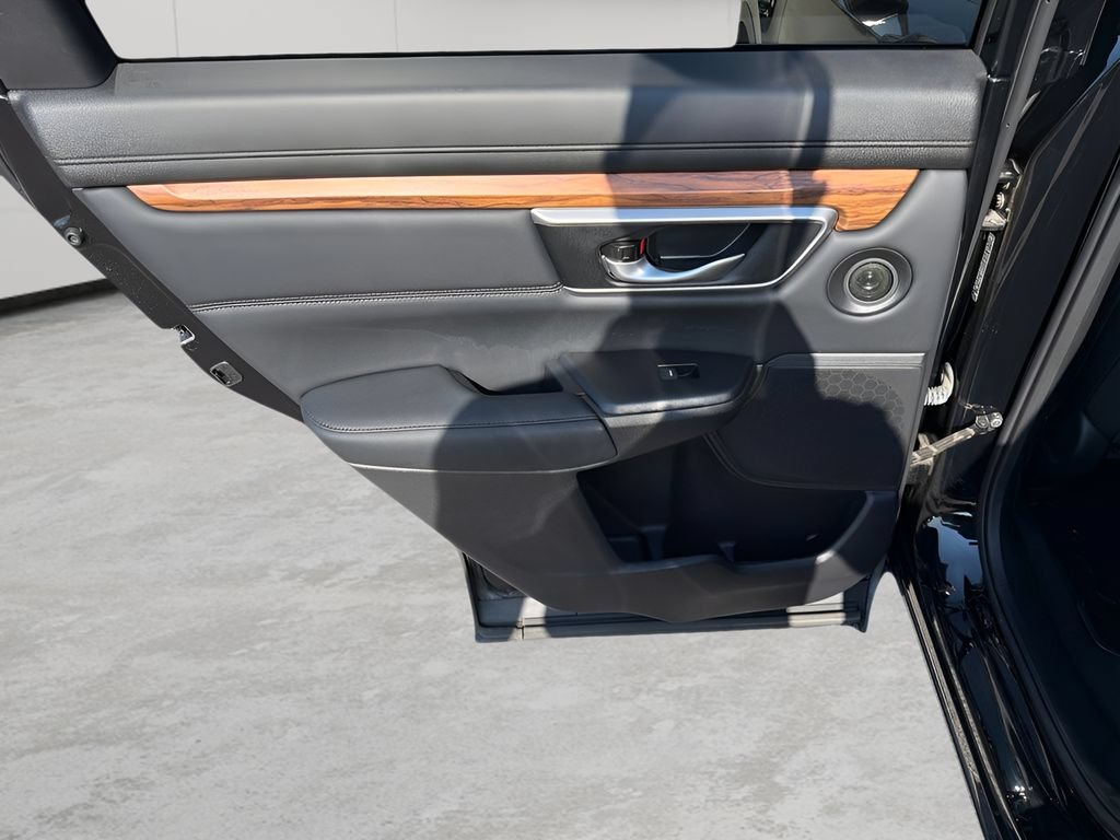 Used 2022 Honda CR-V Touring image 11