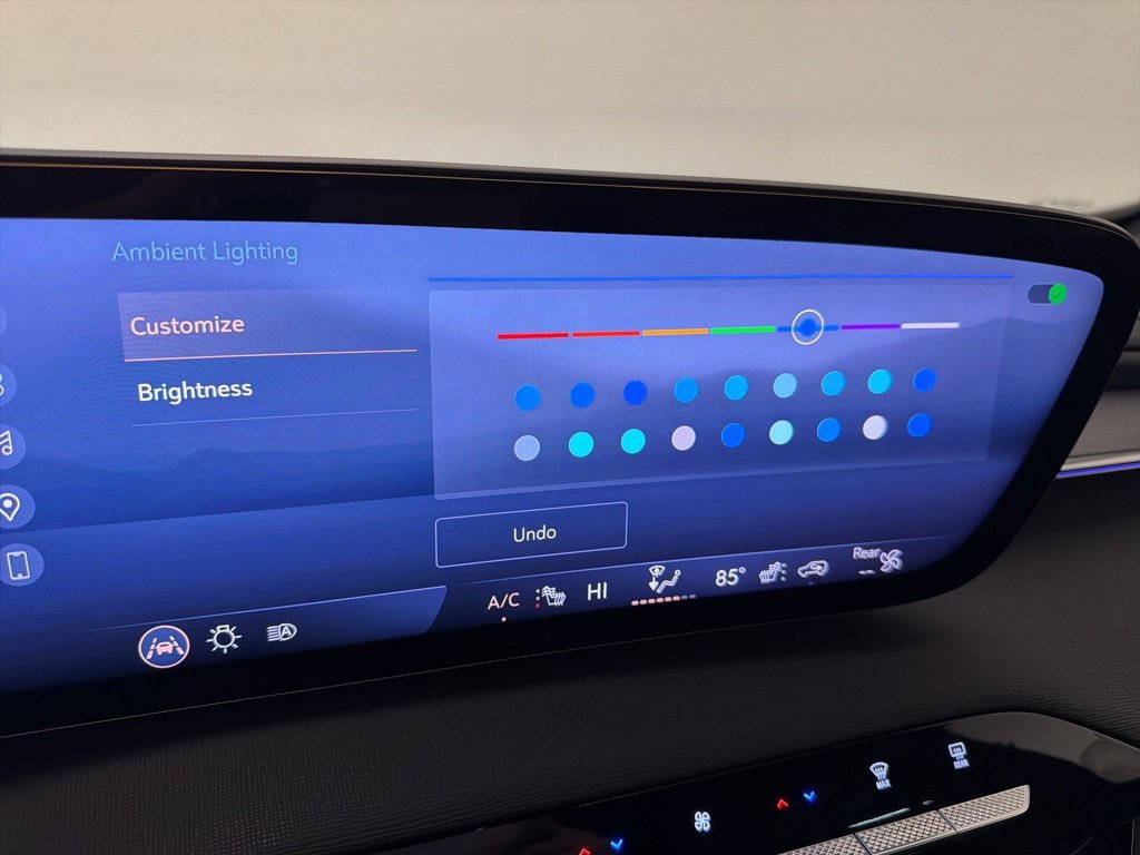 Used 2025 Buick Enclave Sport Touring image 47