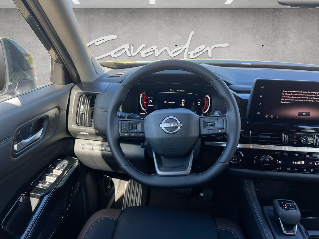 New 2026 Nissan Pathfinder Platinum FWD image 22