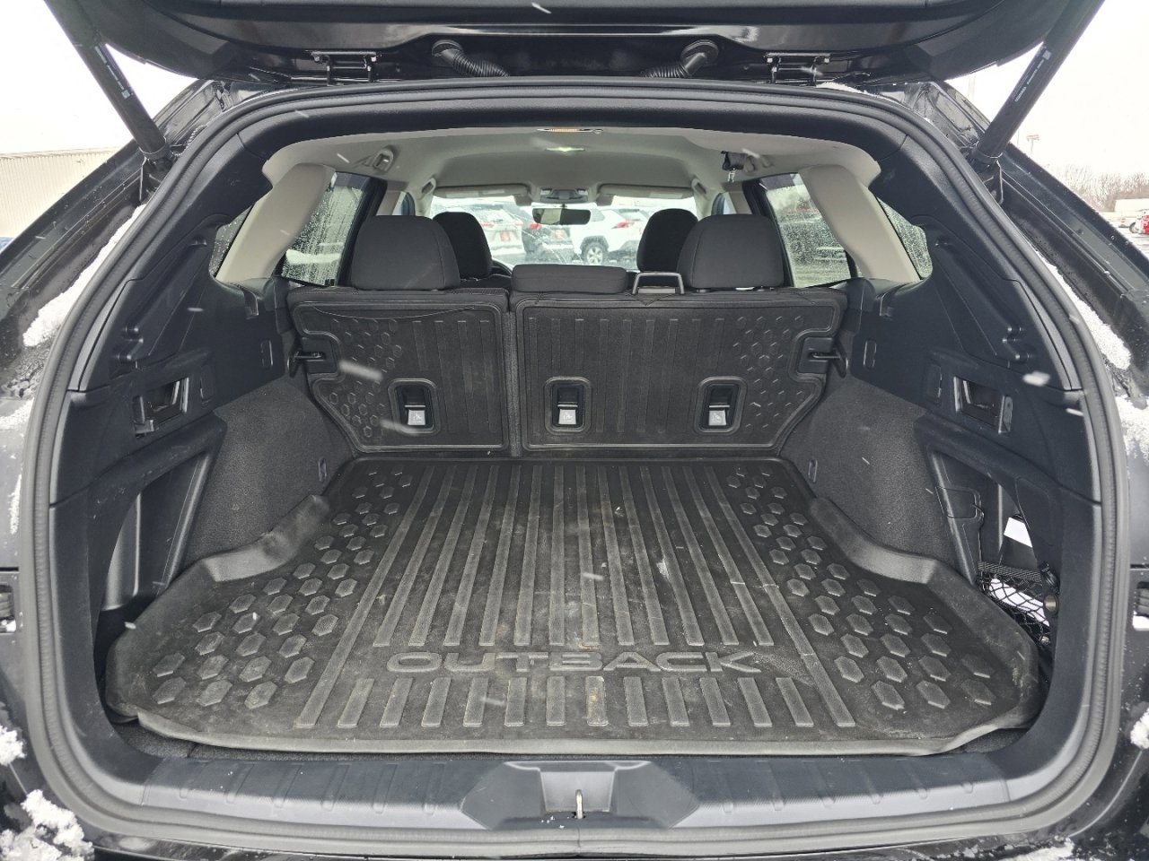 Used 2021 Subaru Outback Premium image 12