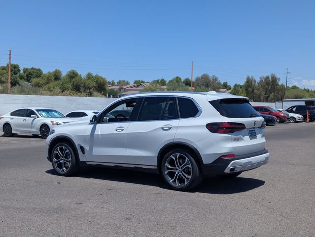 Used 2026 BMW X5 xDrive40i w/ Climate Comfort Package AWD/4WD image 8