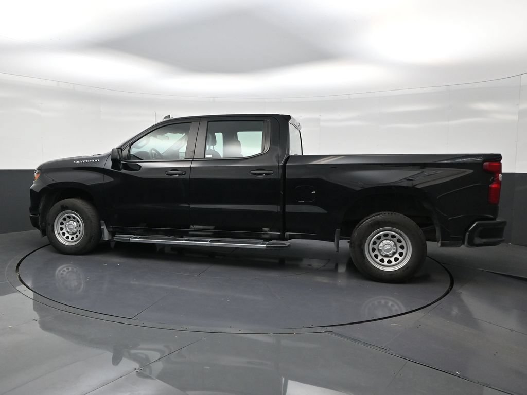 Used 2024 Chevrolet Silverado 1500 W/T RWD image 2