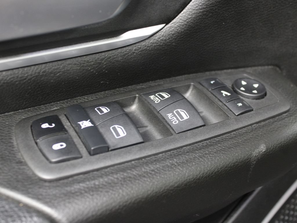 Used 2022 RAM 1500 Big Horn AWD/4WD image 62