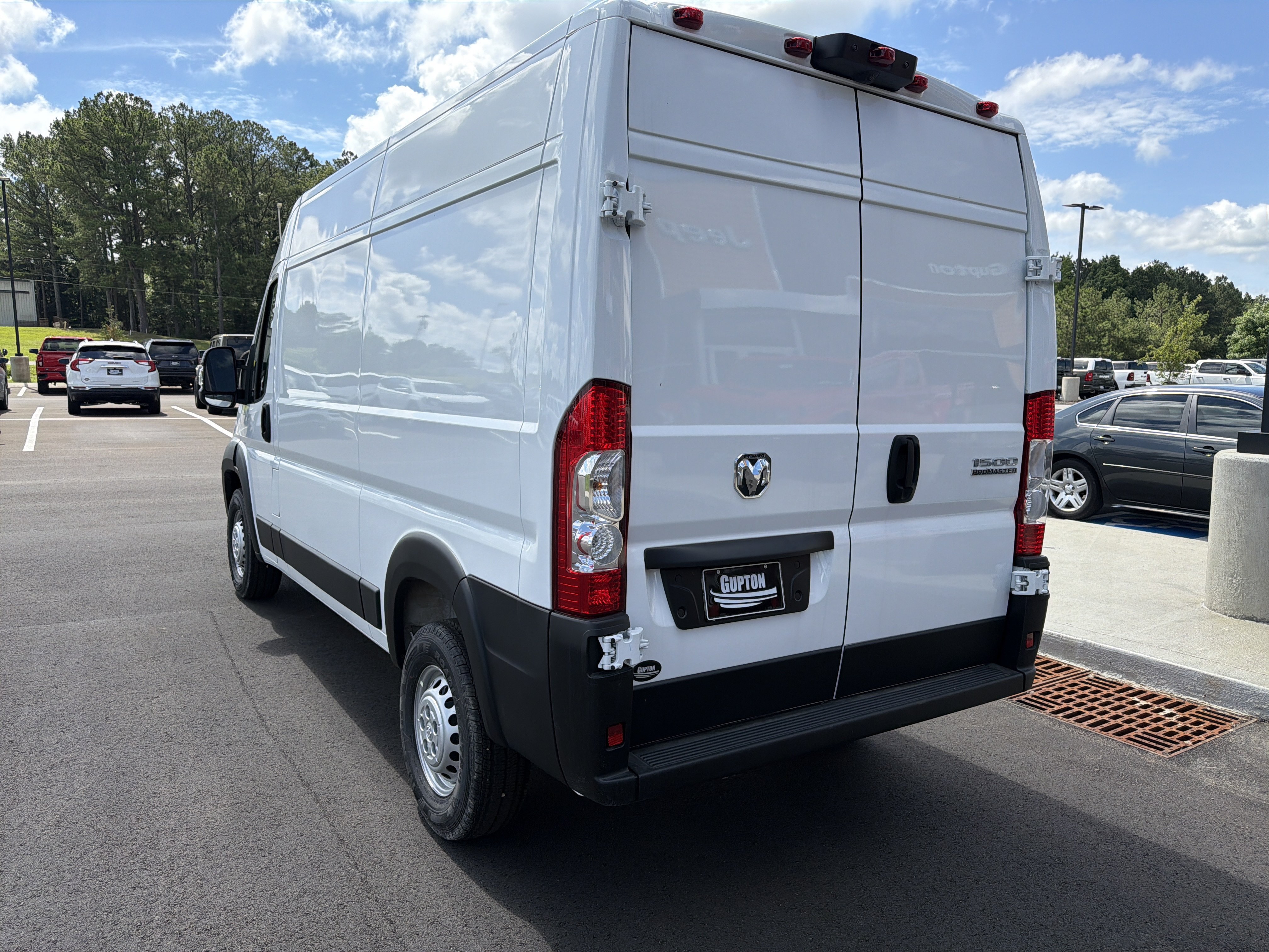 New 2026 RAM ProMaster 1500 FWD image 17