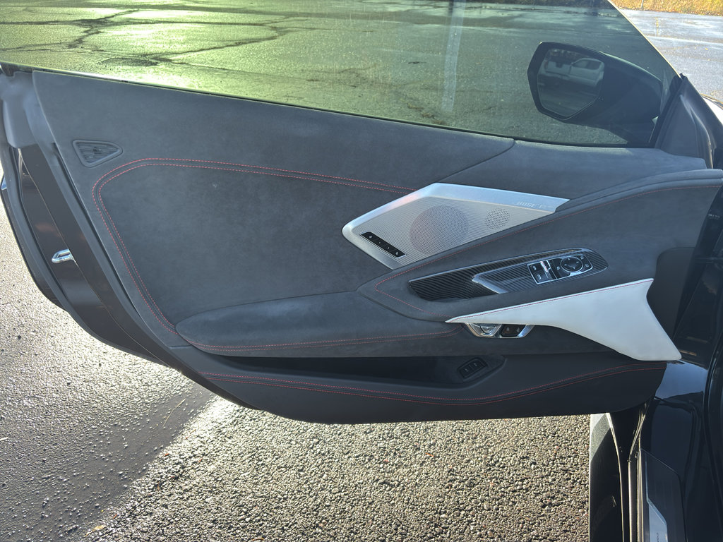 Used 2023 Chevrolet Corvette Stingray Premium Cpe w/ Z51 Performance Package image 10