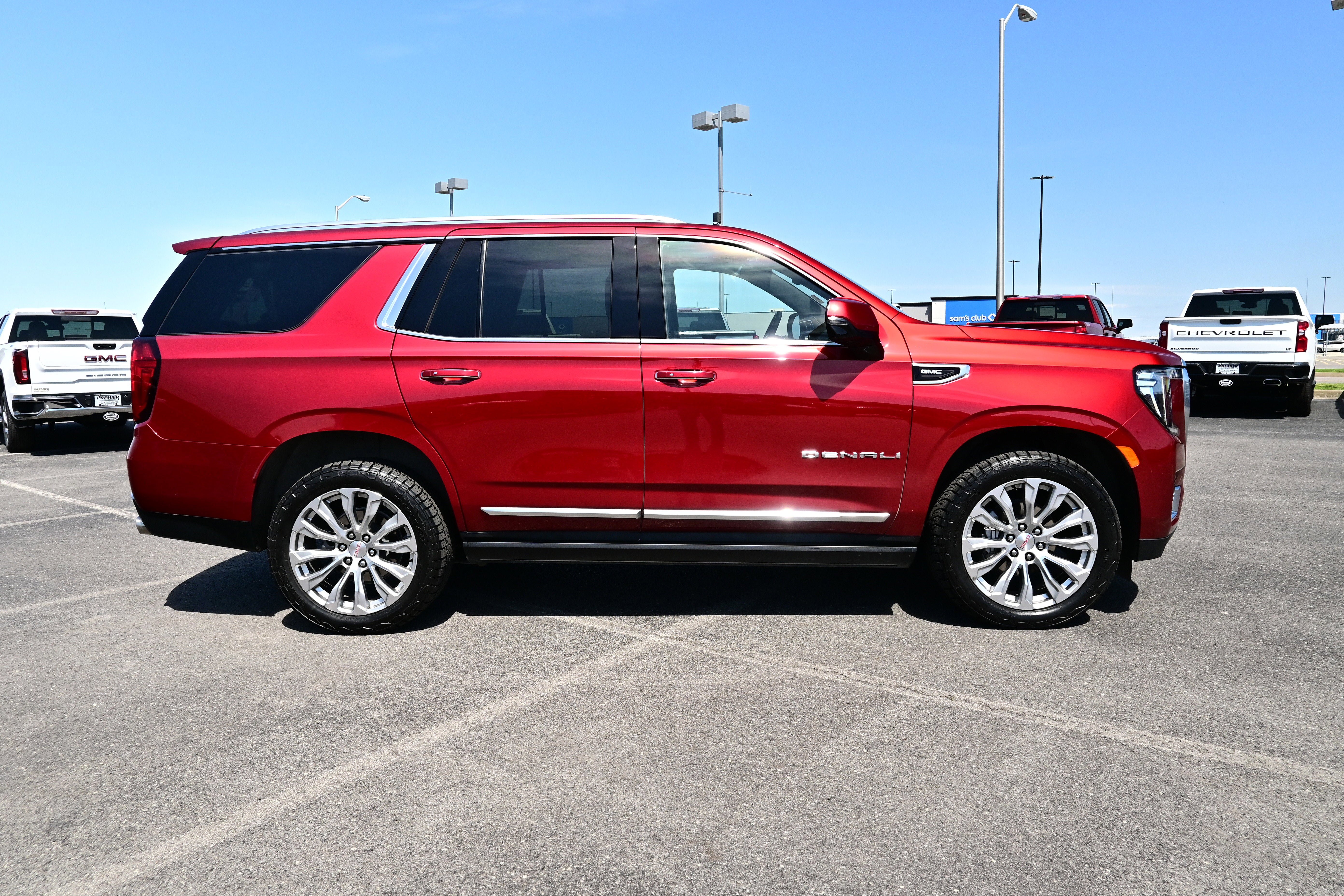 Used 2024 GMC Yukon Denali w/ Max Trailering Package AWD/4WD image 5
