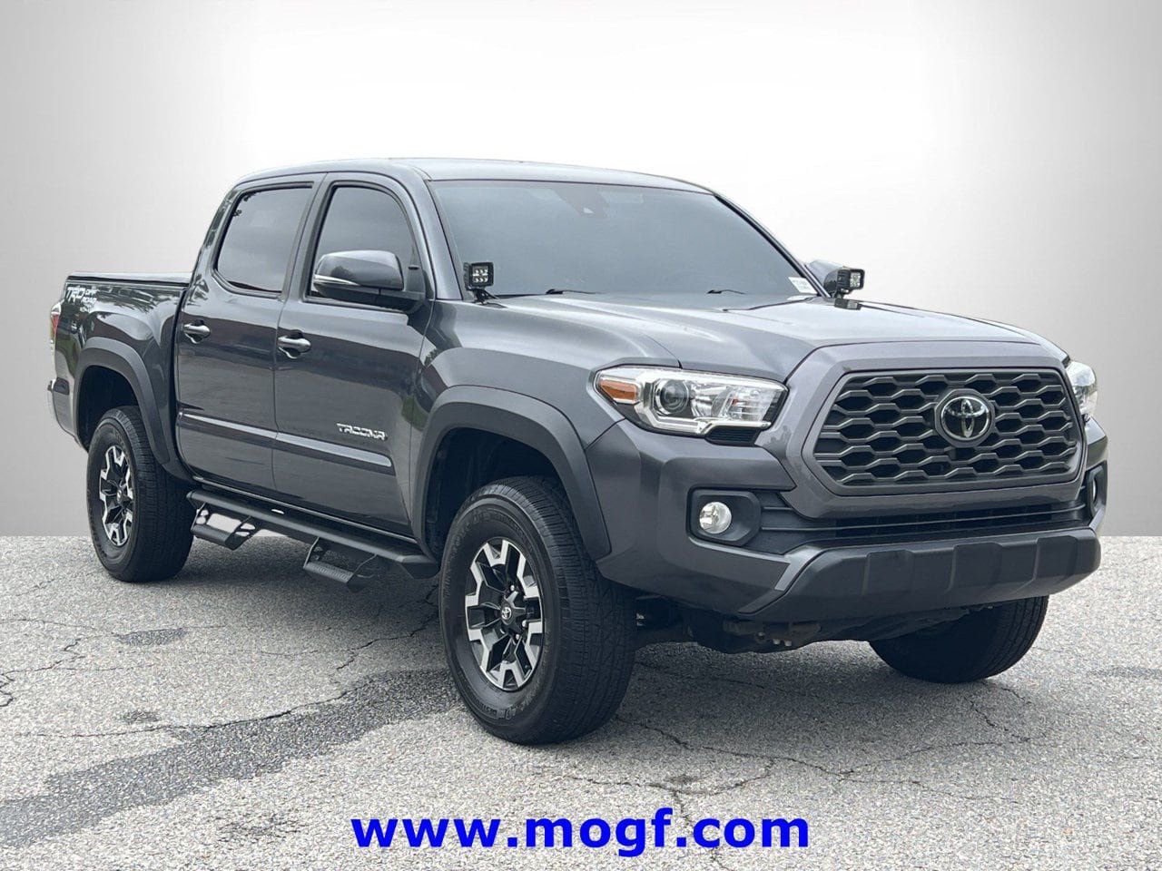 Used 2023 Toyota Tacoma TRD Off-Road RWD image 4