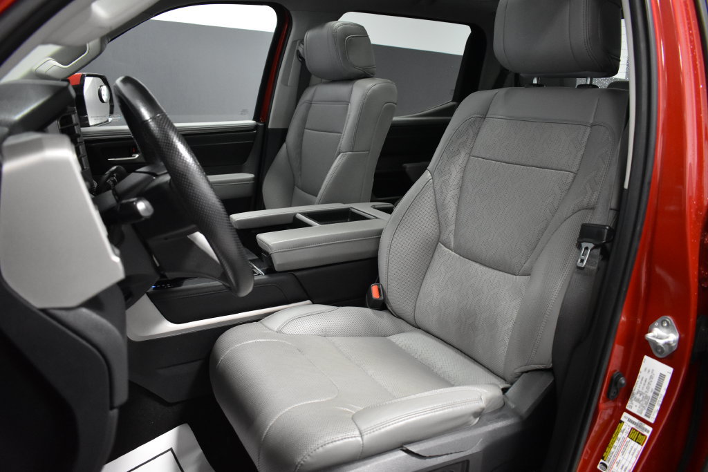 Used 2024 Toyota Tundra Limited AWD/4WD image 5