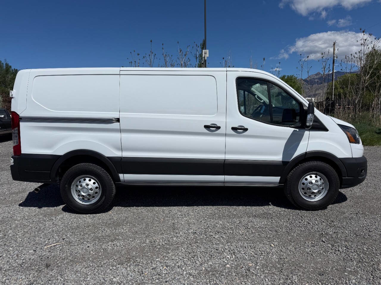 Used 2023 Ford Transit 250 Low Roof AWD image 2