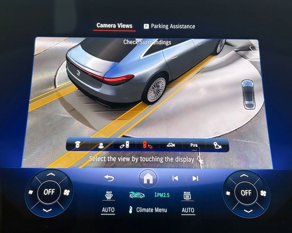 Used 2022 Mercedes-Benz EQS 580 4MATIC Sedan image 22