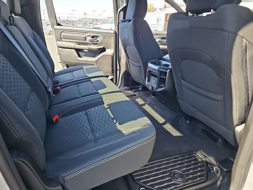 New 2026 RAM 1500 4x4 Crew Cab image 11