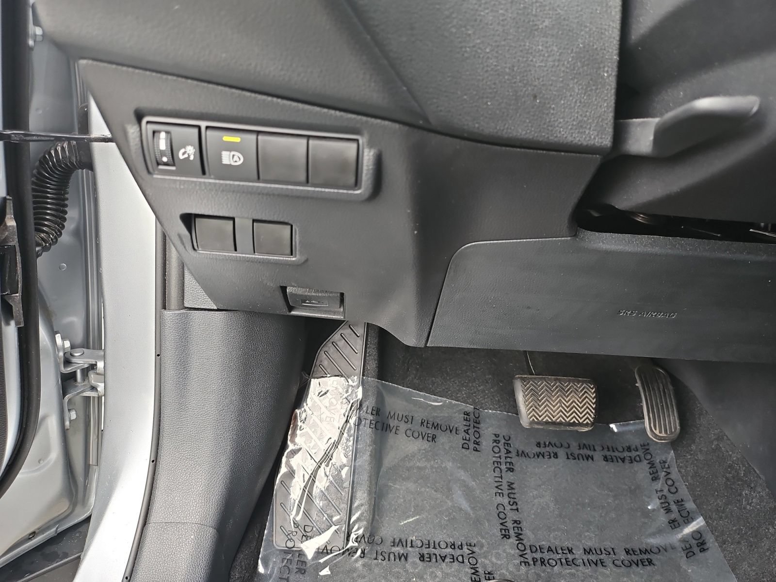 Used 2024 Toyota Corolla Cross LE FWD image 25