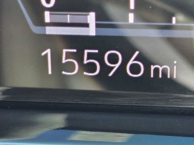 Certified 2024 Cadillac Escalade ESV Sport Platinum w/ LPO, ONYX Package image 22