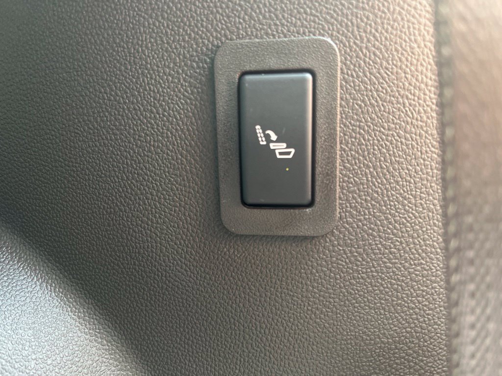 New 2026 GMC Yukon XL Elevation AWD/4WD image 40