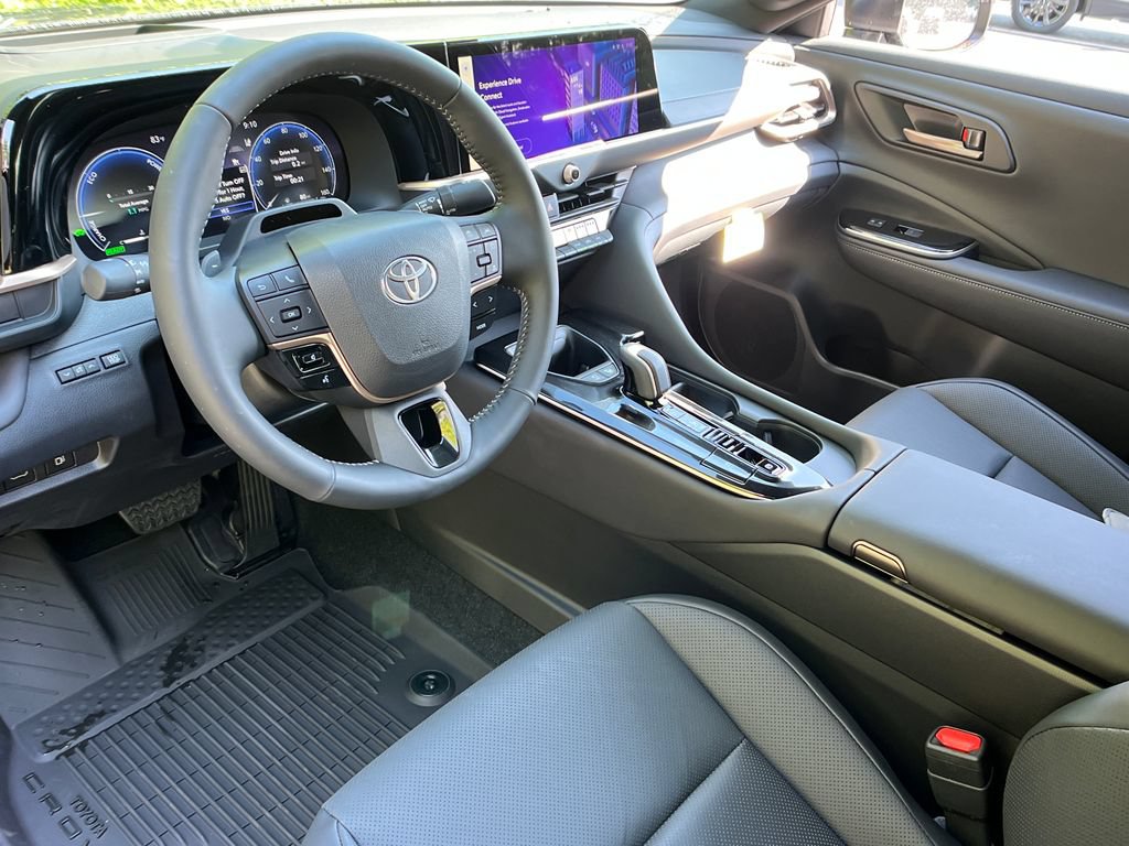 New 2026 Toyota Crown Platinum AWD/4WD image 10